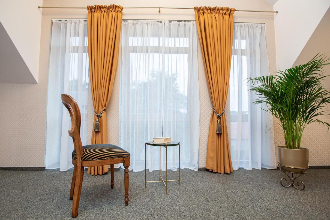 White Lily Apartment كلابيدا المظهر الخارجي الصورة